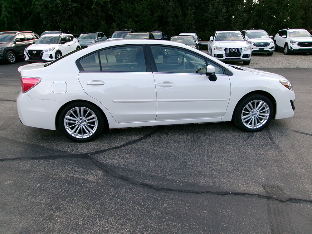 
								2016 Subaru Impreza Premium full									