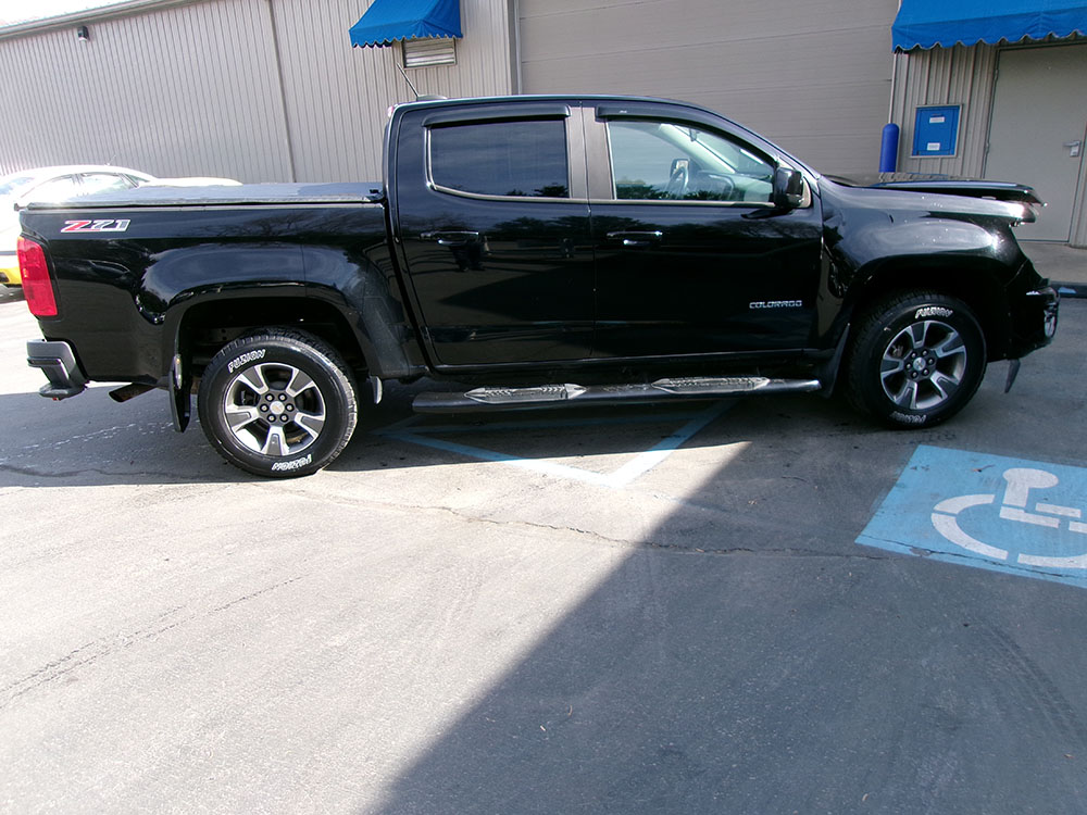
								2016 Chevrolet Colorado Z71 Crew Cab full									