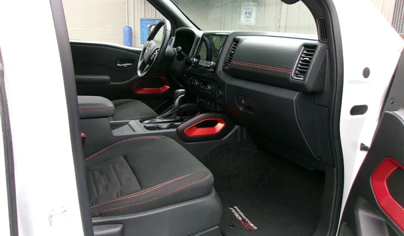
								2023 Nissan Frontier Pro-4X Crew Cab full									