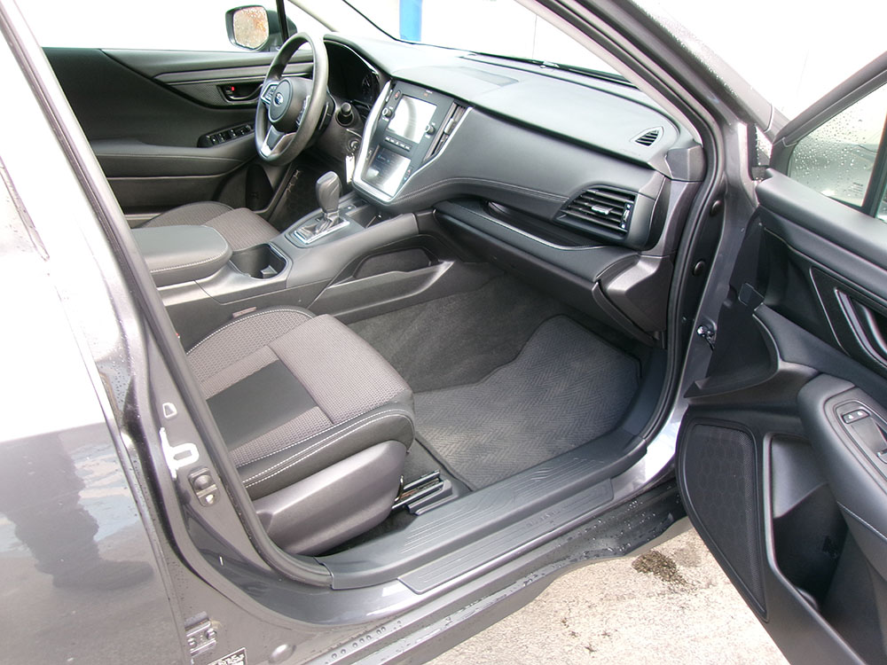 
								2023 Subaru Outback full									
