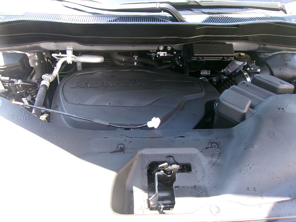 
								HONDA RIDGLINE SPORT full									