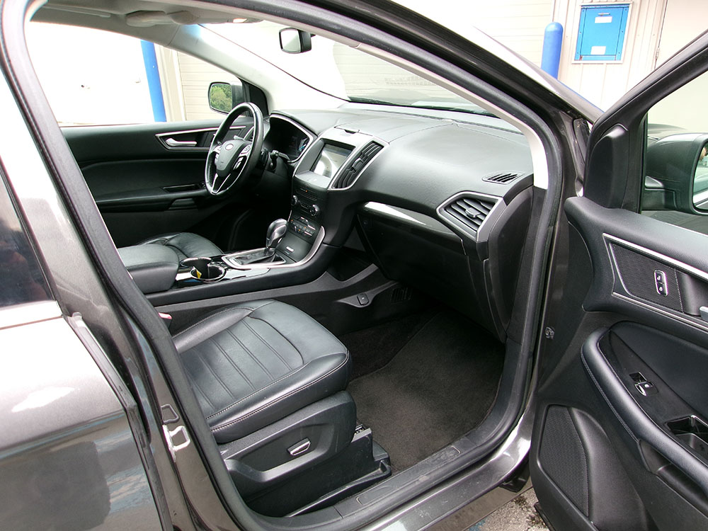 
								2017 Ford Edge SEL full									