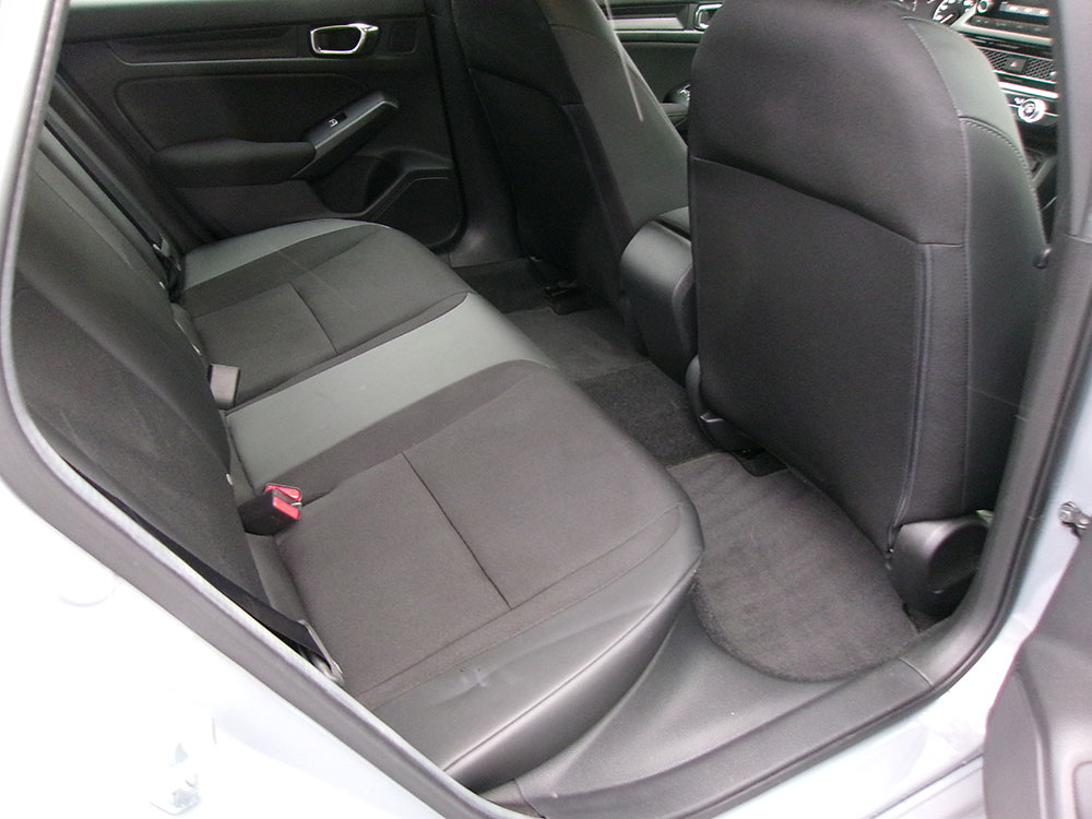 
								2025 Honda Civic Sport full									