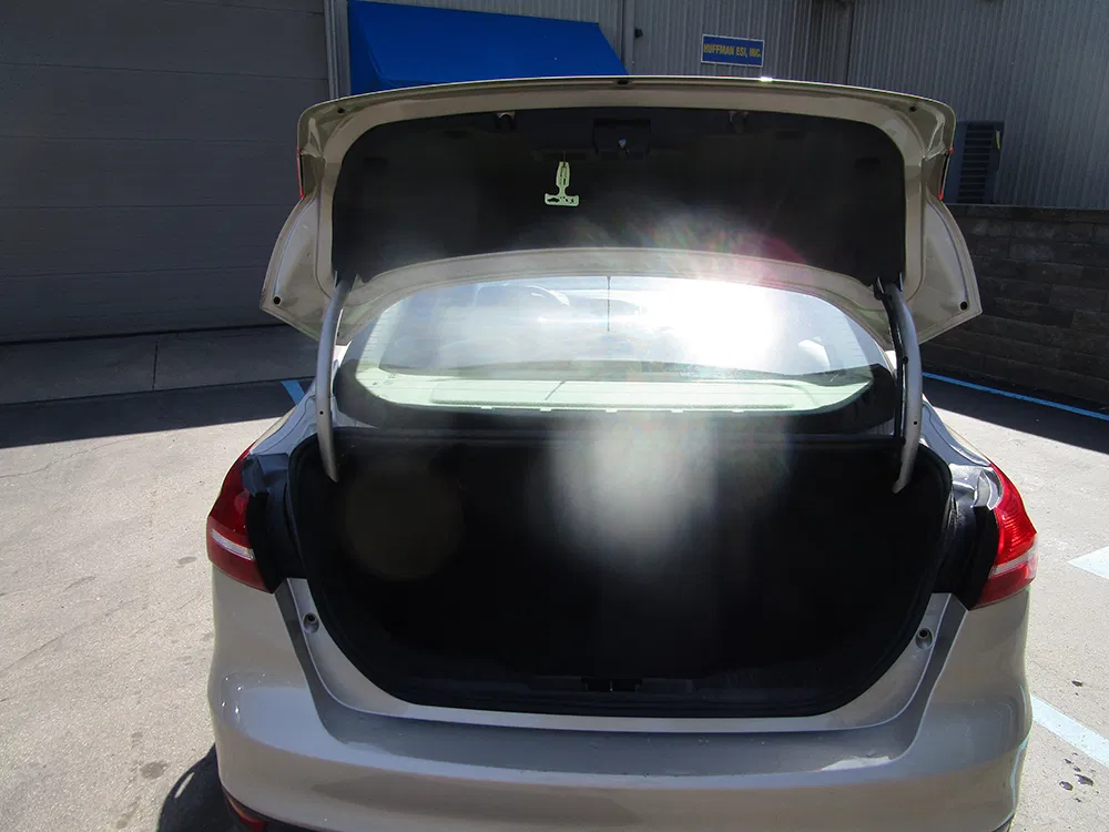 
								2017 Ford Focus SE full									