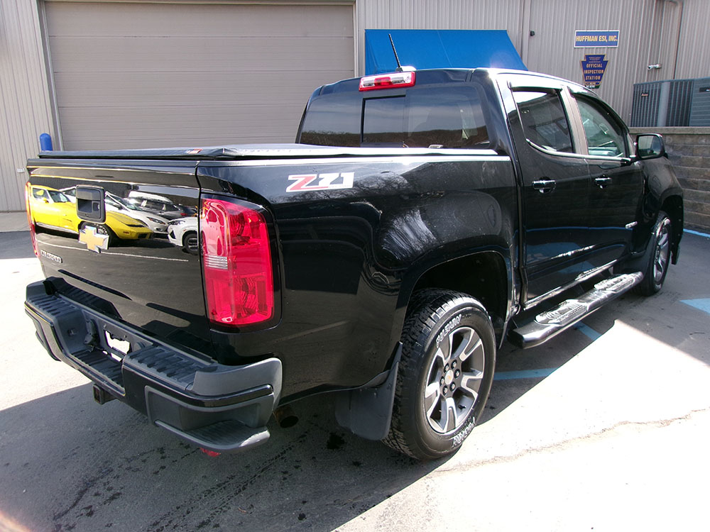 
								2016 Chevrolet Colorado Z71 Crew Cab full									