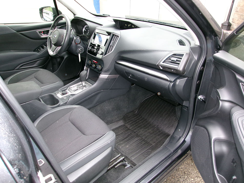 
								2019 Subaru Forester Premium full									