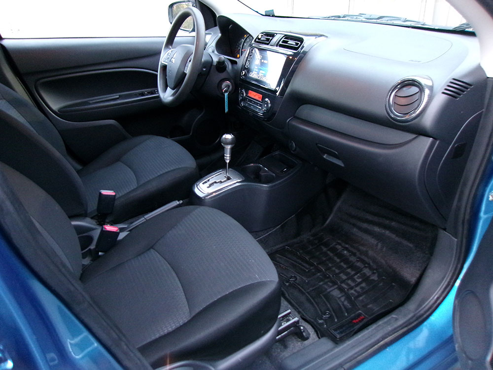 
								2024 Mitsubishi Mirage G4 ES full									