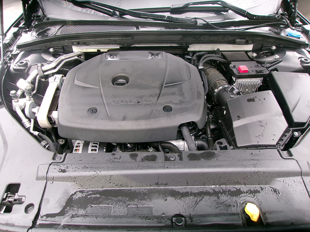 
								2020 Volvo V90 T6 Inscription full									