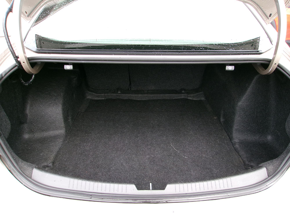 
								2022 Chevrolet Malibu LT full									