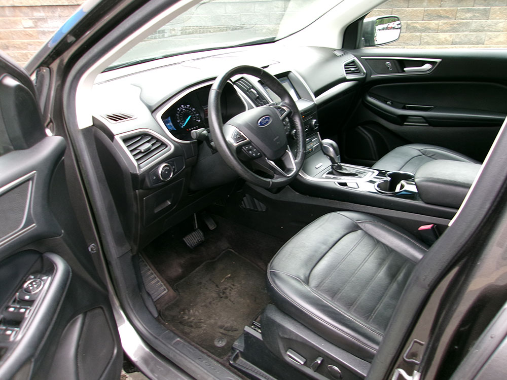 
								2017 Ford Edge SEL full									