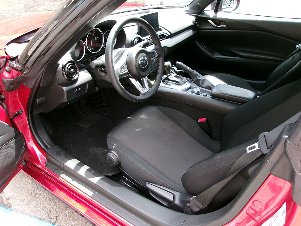 
								2021 Mazda MX-5 Miata Sport full									