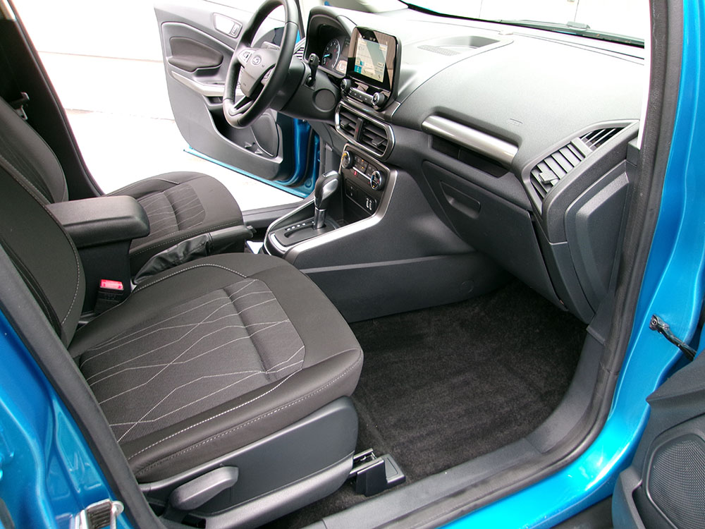 
								2018 Ford EcoSport SE full									