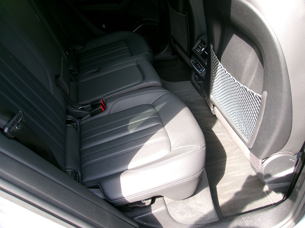 
								2020 Audi Q5 Premium Plus full									