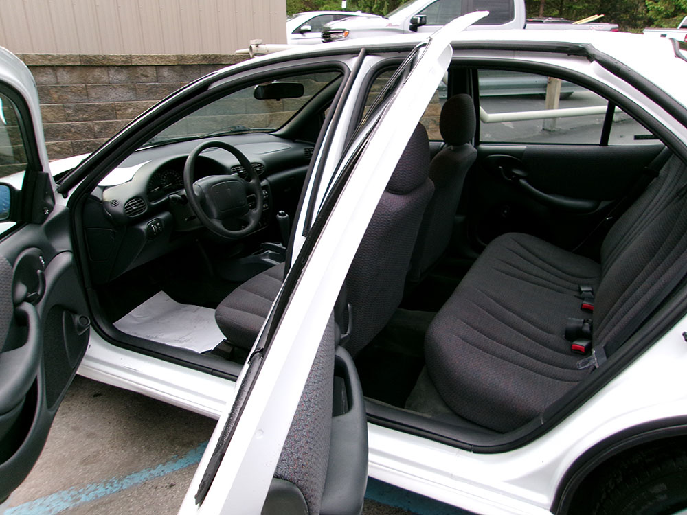 
								PONTIAC SUNFIRE SE full									