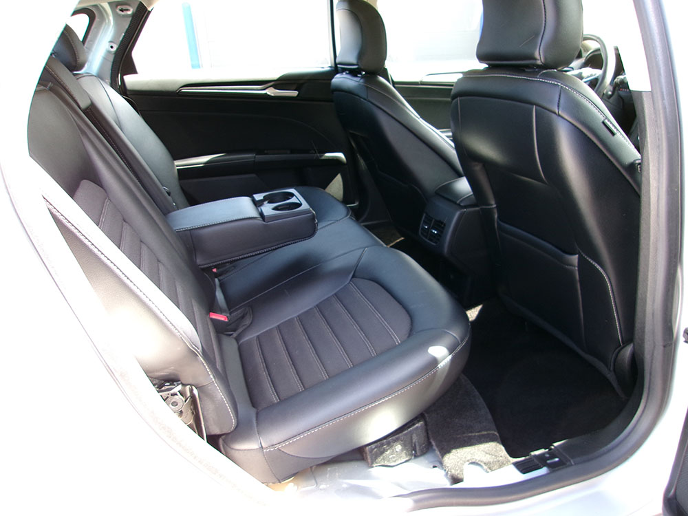 
								FORD FUSION SE ECOBOOST full									