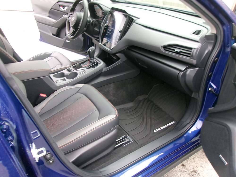 
								SUBARU CROSSTREK LIMITED full									