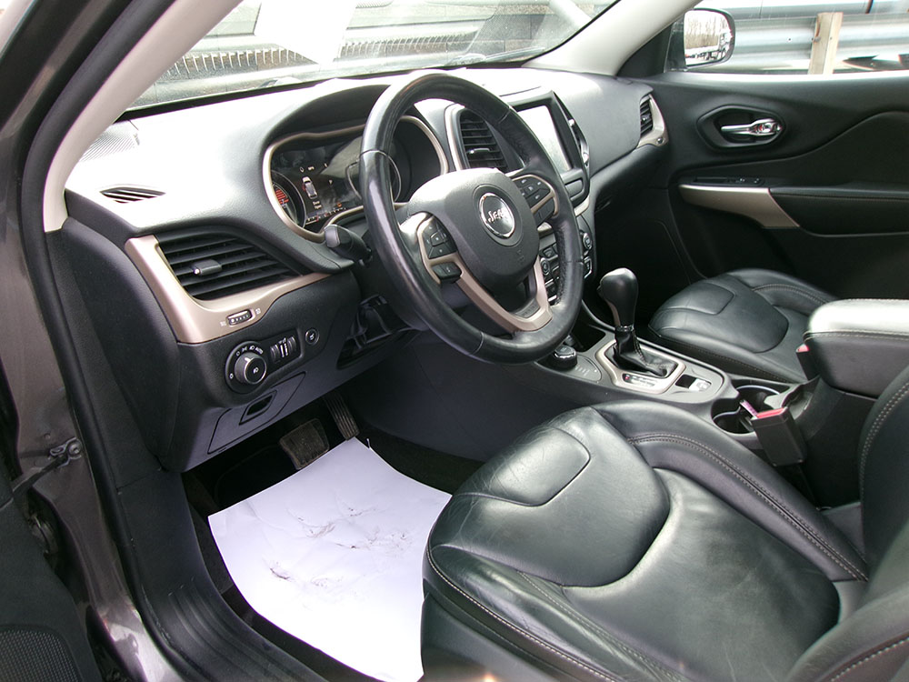 
								2018 Jeep Cherokee Limited full									