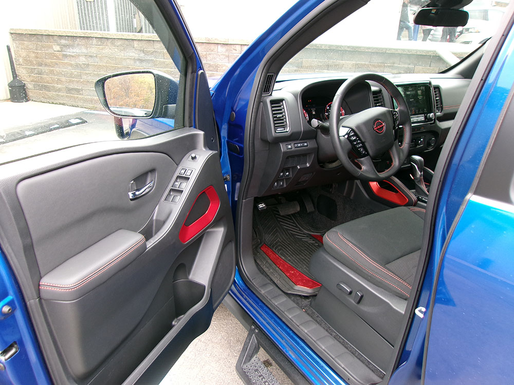 
								2024 Nissan Frontier S Pro-4X Crew Cab full									