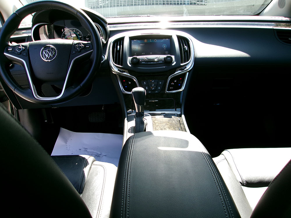 
								2015 Buick LaCrosse Leather full									
