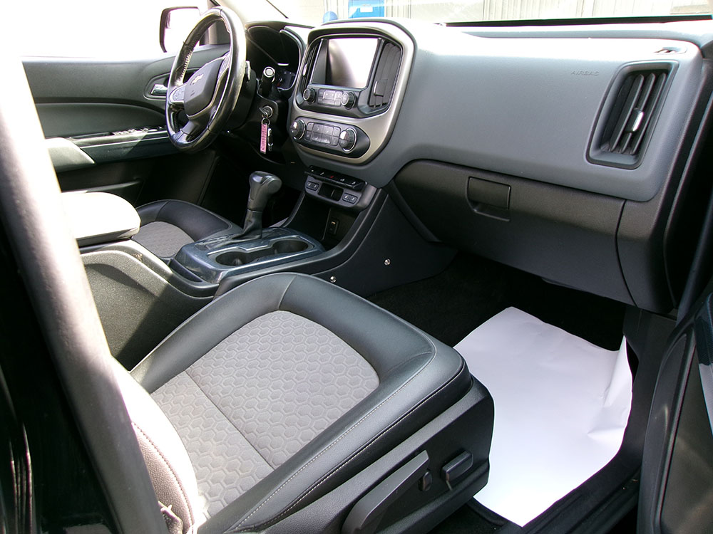 
								2016 Chevrolet Colorado Z71 Crew Cab full									