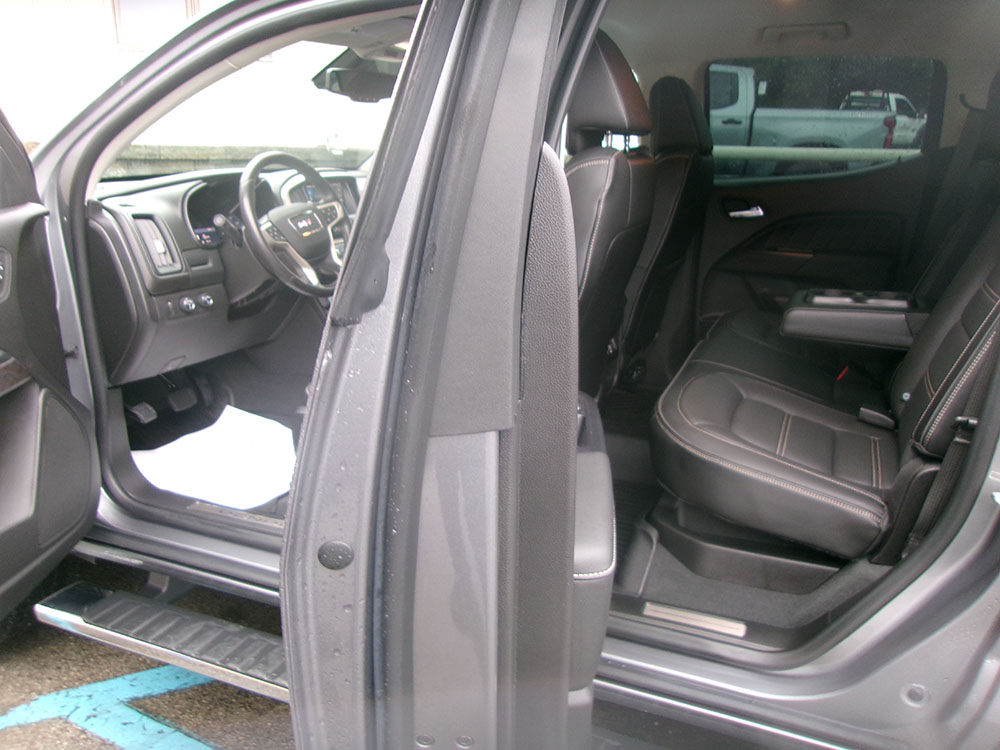 
								2021 GMC Canyon Denali Crew Cab full									