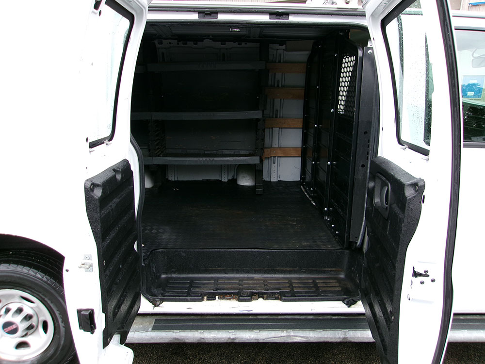 
								GMC SAVANA 2500 CARGO full									