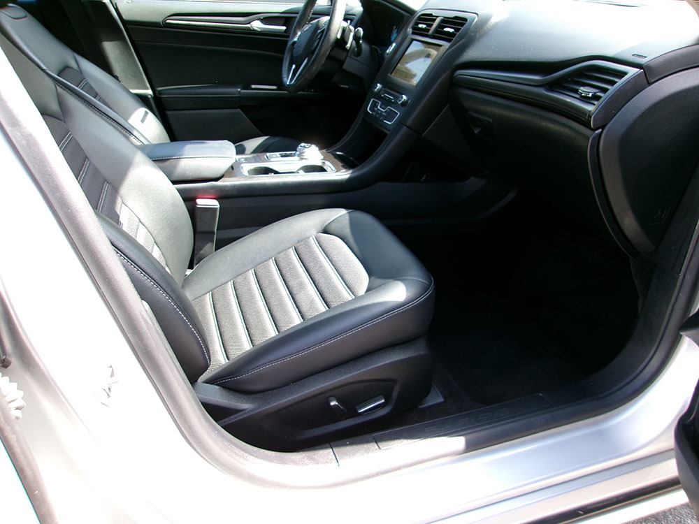 
								FORD FUSION SE ECOBOOST full									