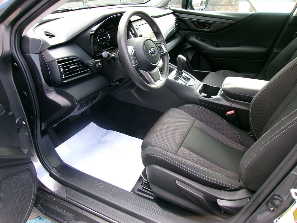
								2023 Subaru Outback full									