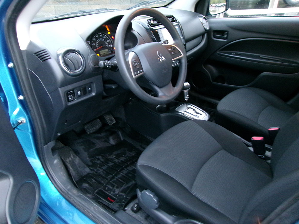 
								2024 Mitsubishi Mirage G4 ES full									