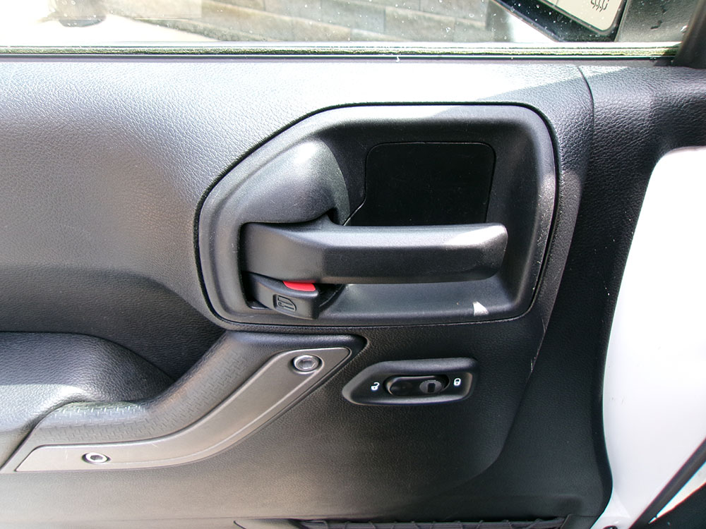 
								2016 Jeep Wrangler Sport full									