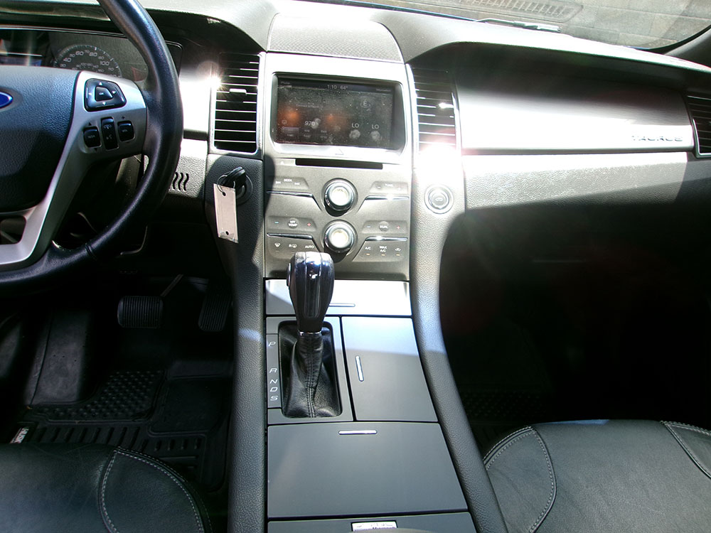 
								2014 Ford Taurus SEL full									