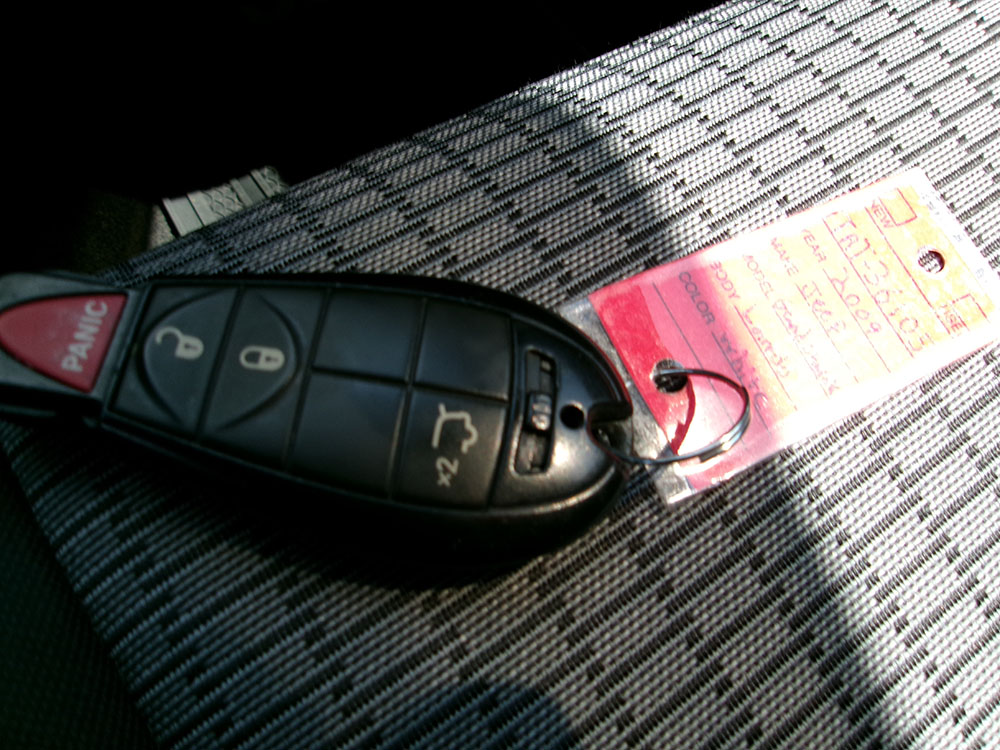 
								JEEP GRAND CHEROKEE LAREDO full									