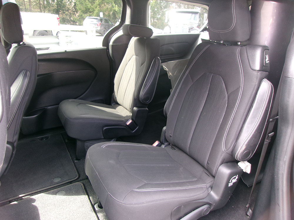 
								CHRYSLER PACIFICA TOURING PLUS full									