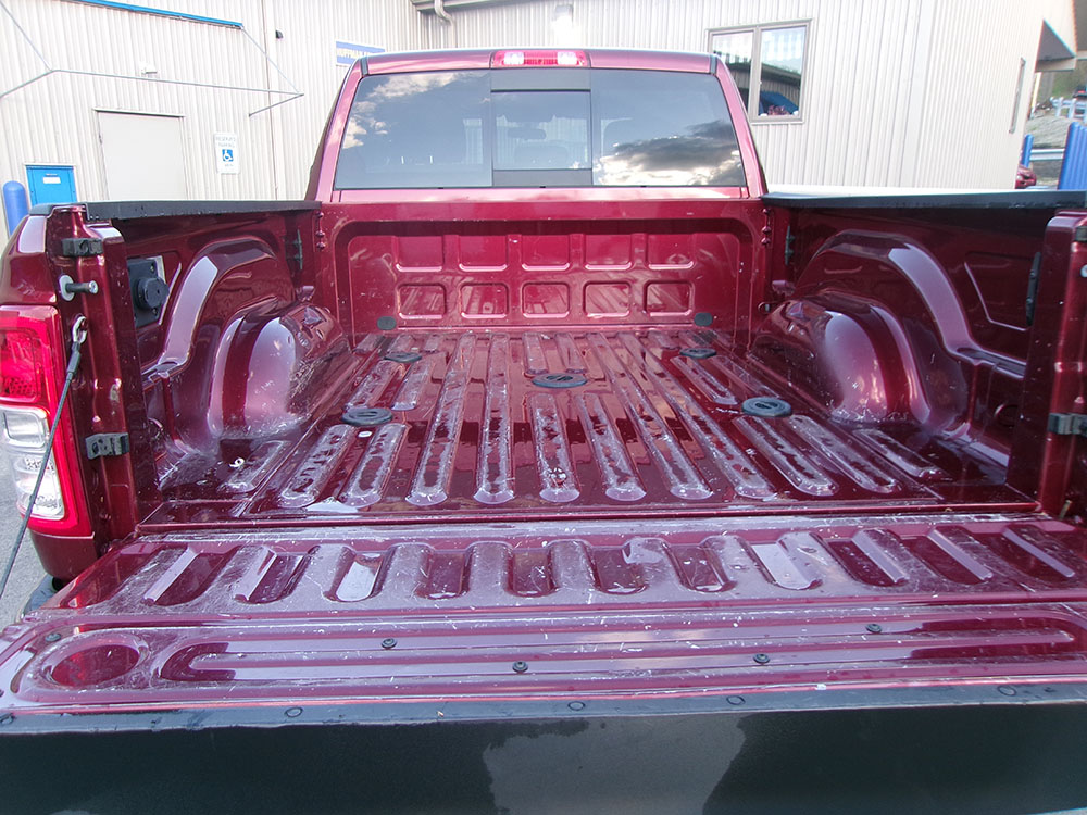 
								RAM 2500 TRADESMAN CREW CAB full									