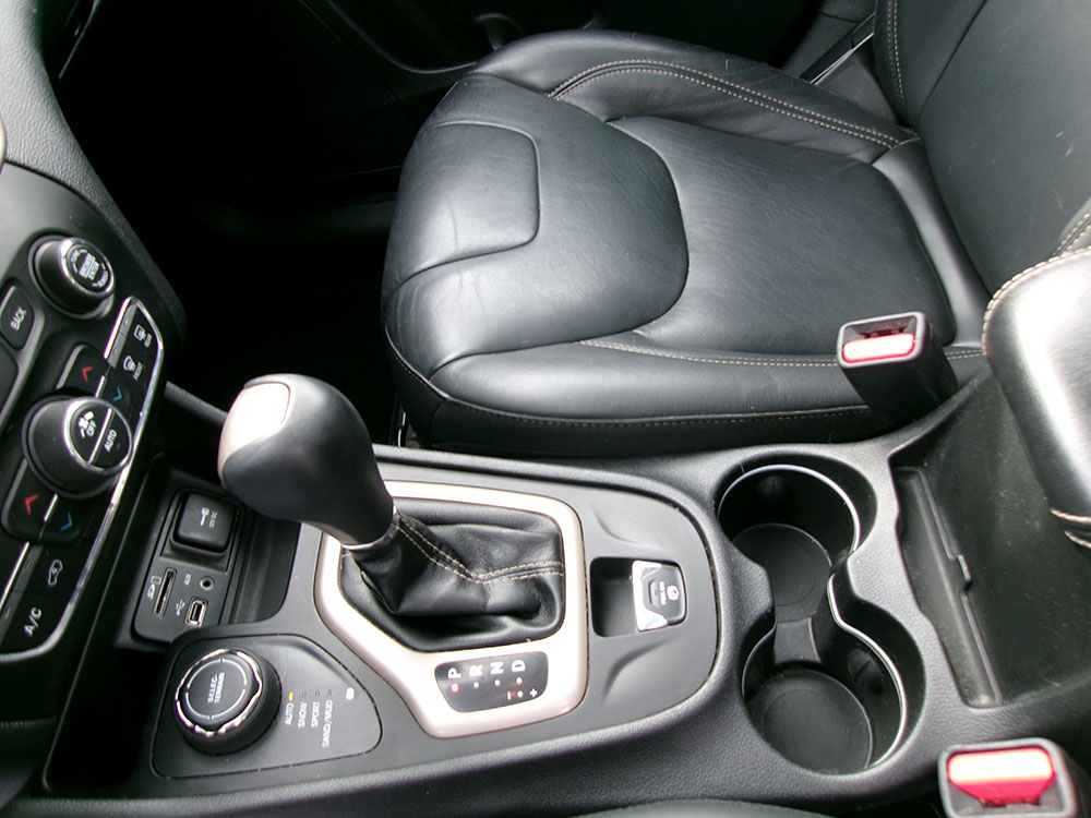 
								2018 Jeep Cherokee Limited full									