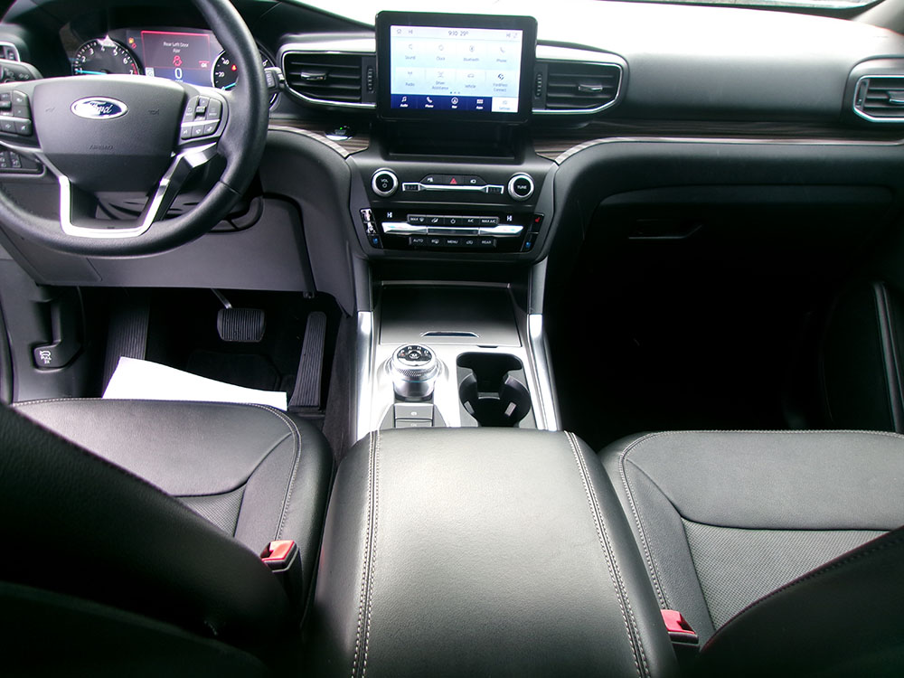 
								FORD EXPLORER LIMITED full									