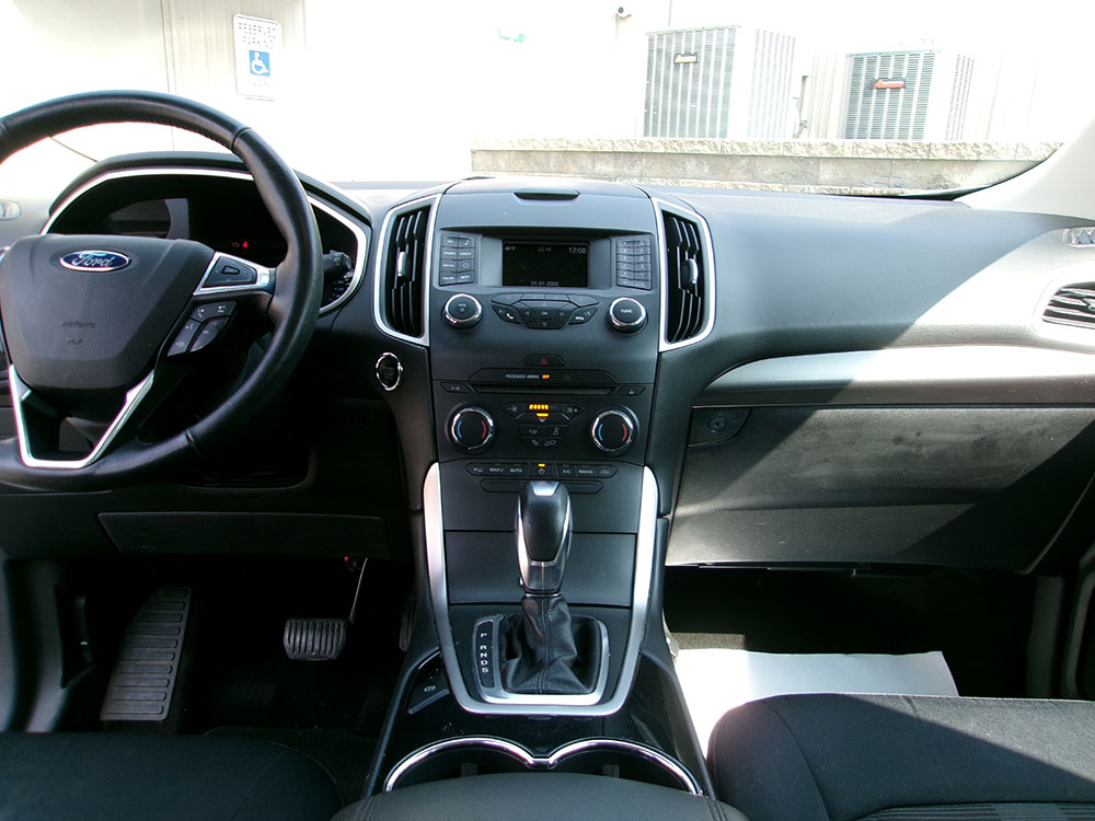 
								2015 Ford Edge SEL full									