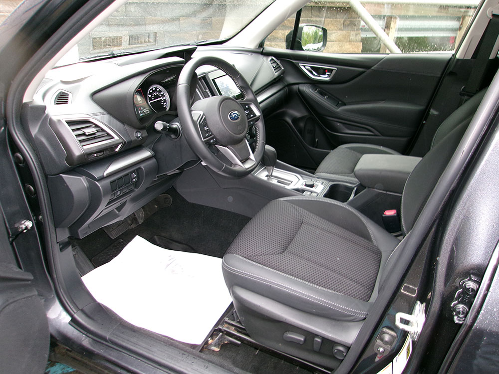 
								2019 Subaru Forester Premium full									