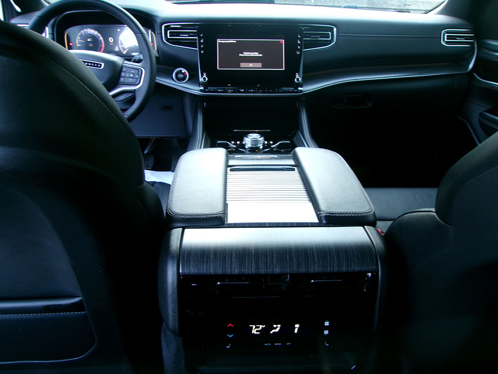 
								JEEP WAGONEER SERIES III full									