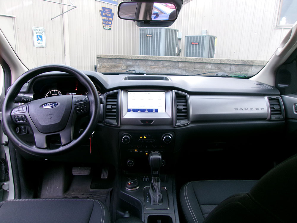 
								FORD RANGER XL CREW CAB full									