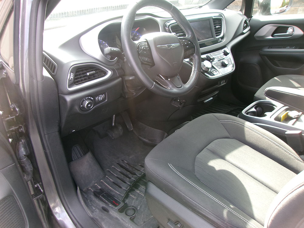 
								CHRYSLER PACIFICA TOURING PLUS full									