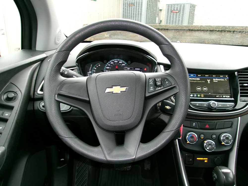 
								2019 Chevrolet Trax LS full									