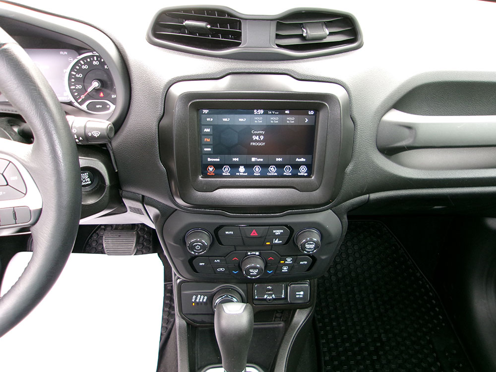 
								2021 Jeep Renegade Latitude full									