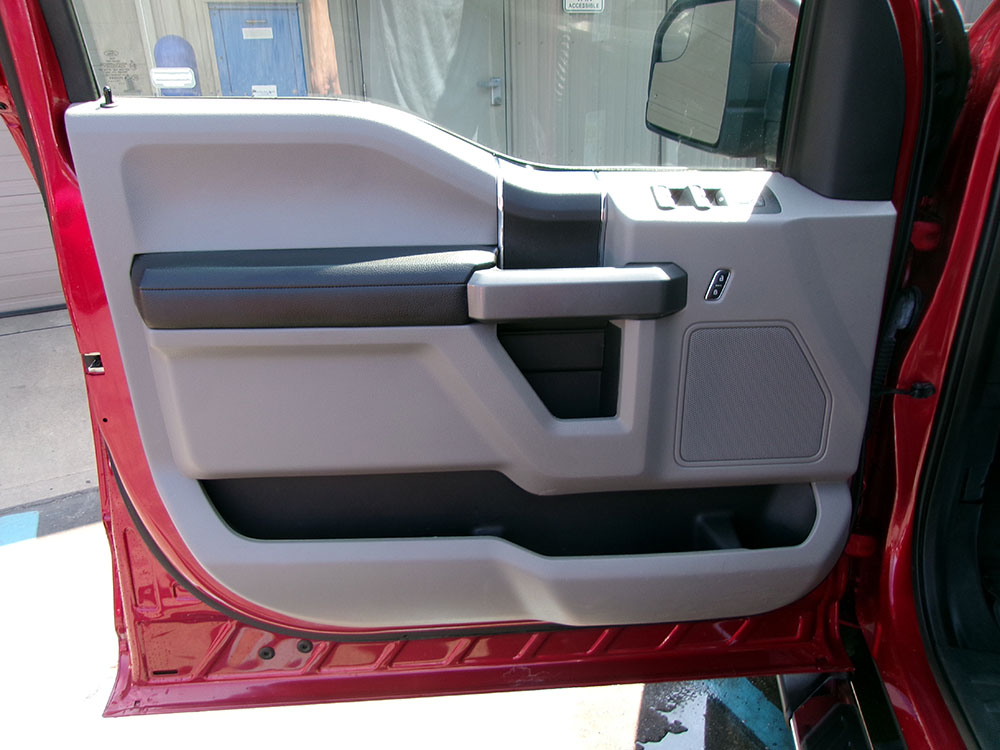 
								2018 Ford F-150 XLT Super Crew Cab full									