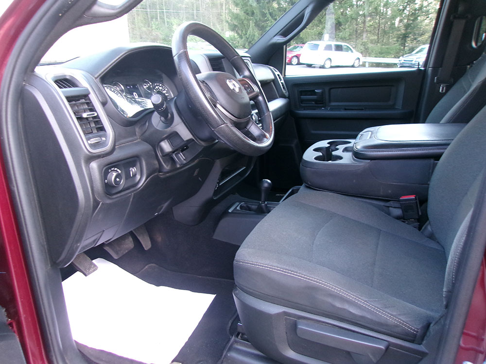 
								RAM 2500 TRADESMAN CREW CAB full									