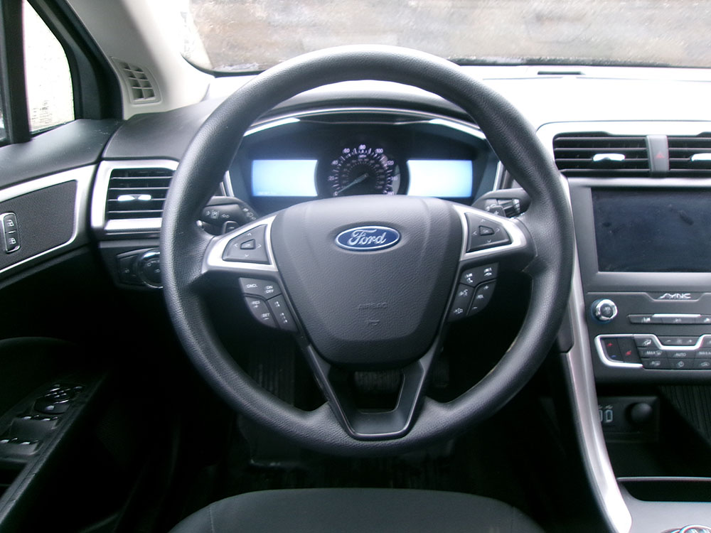 
								FORD FUSION SE ECOBOOST full									