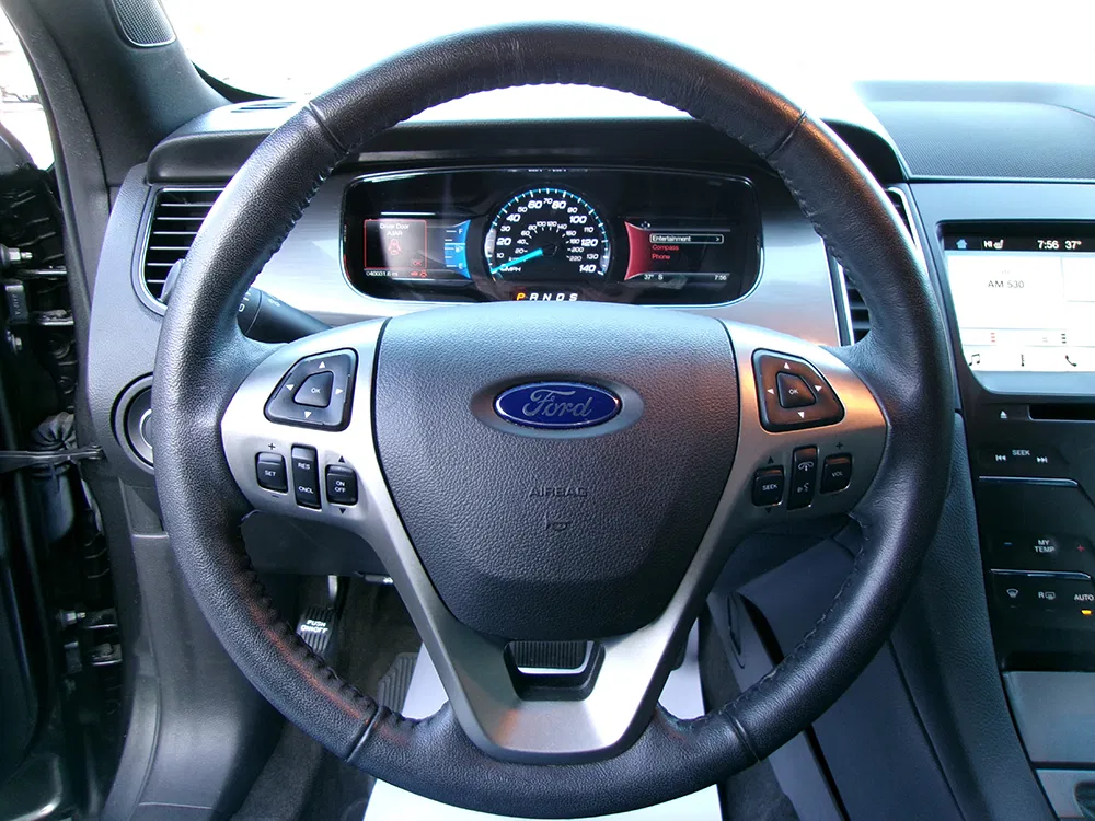 
								2018 Ford Taurus full									
