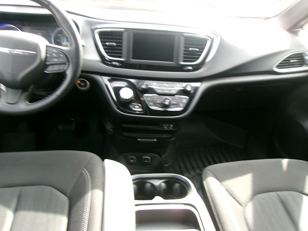 
								CHRYSLER PACIFICA TOURING PLUS full									