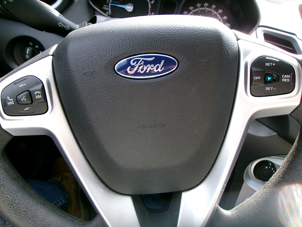 
								2019 Ford Fiesta SE full									