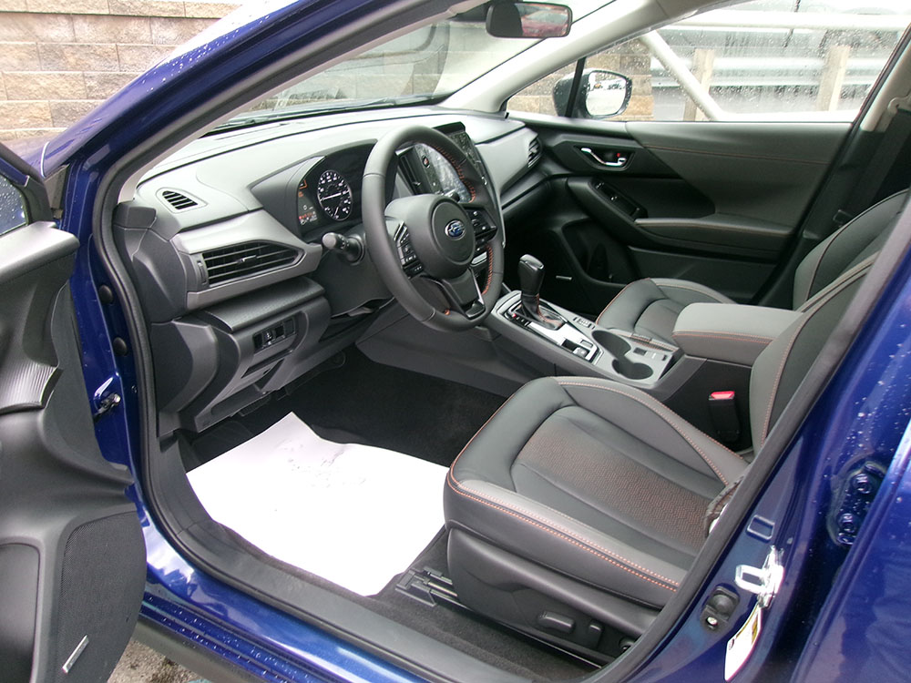 
								SUBARU CROSSTREK LIMITED full									